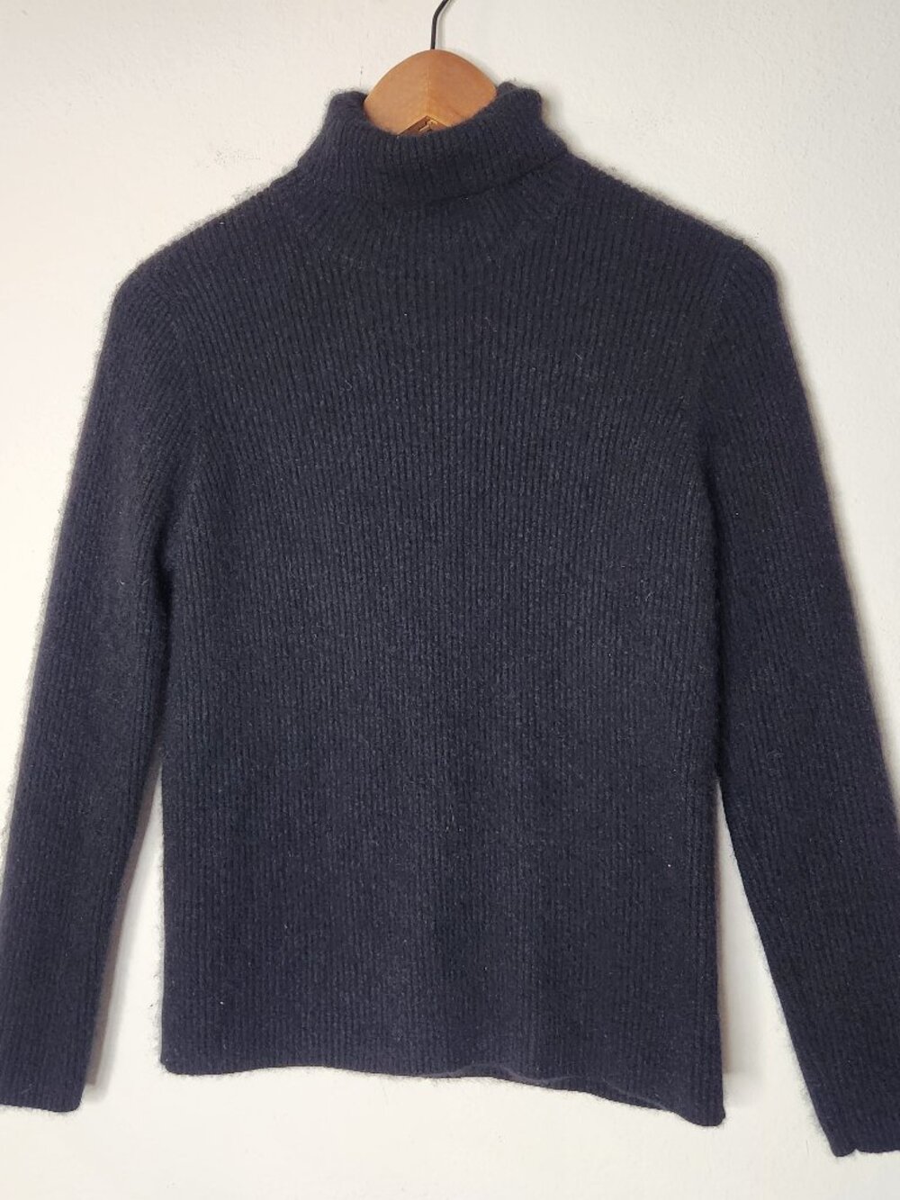 Orvis Womens Medium Cashmere Black Ribbed Turtleneck Sweater Pullover